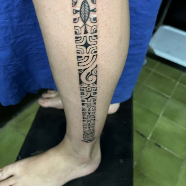 ligne-tattoo