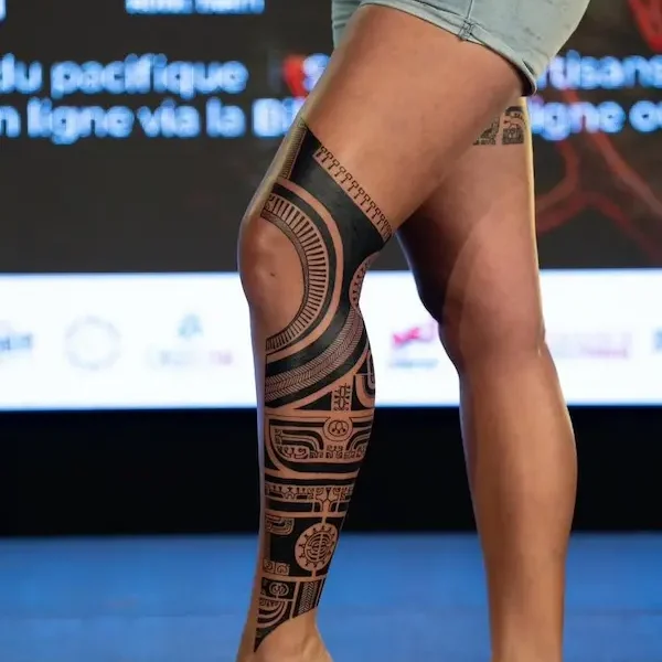 tattoo-marquisien-demi-jambe